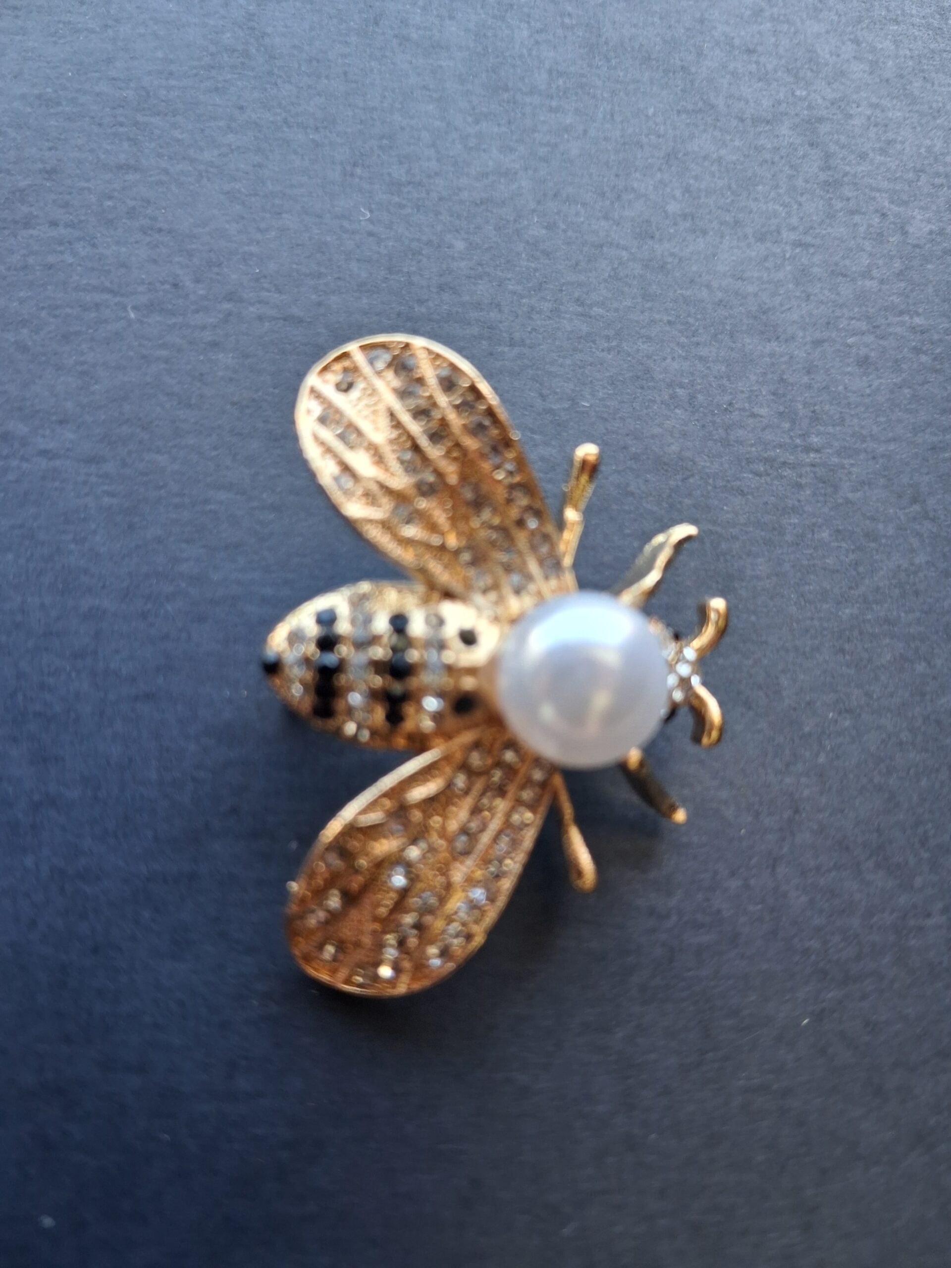 Bubble Bee Brooch Pin with Large Imitation Pearl and Sparkly Gems - Image 2