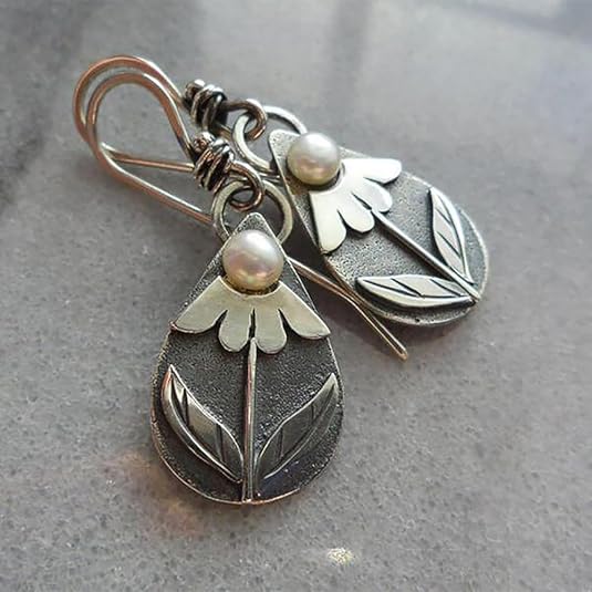 Vintage Look Flower Dangle Earrings with Imitation Pearl Women's Jewelry